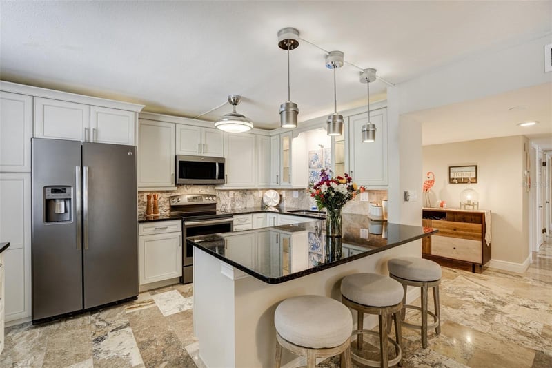 1480 Gulf Blvd #109, Clearwater Beach, FL 33767