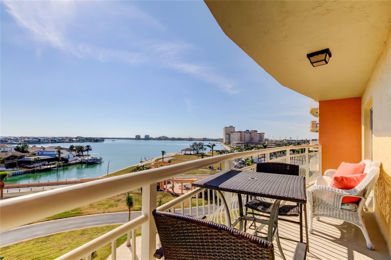 4900 Brittany Dr #608, St Petersburg, FL 33715