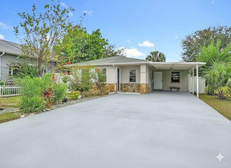 2520 Saint John St, Tampa, FL 33607