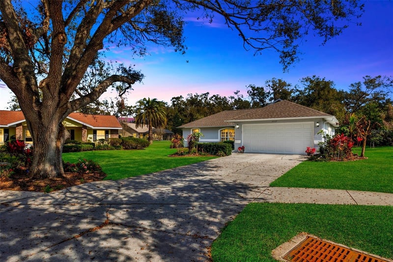 37157 Foxrun Pl, Zephyrhills, FL 33542