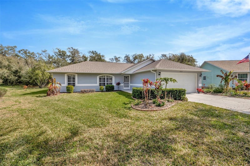 37157 Foxrun Pl, Zephyrhills, FL 33542