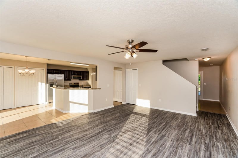 13307 Waterford Castle Dr, Dade City, FL 33525