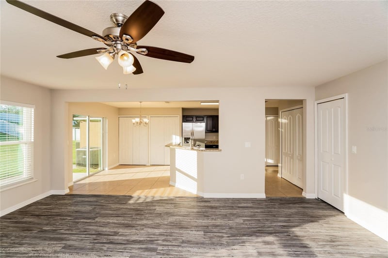 13307 Waterford Castle Dr, Dade City, FL 33525