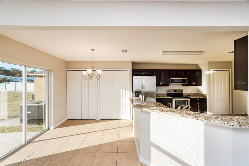 13307 Waterford Castle Dr, Dade City, FL 33525