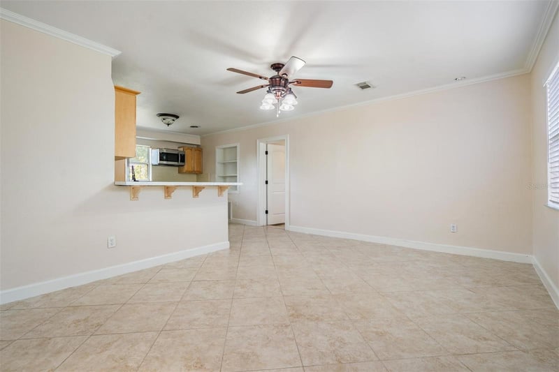 1373 Pinebrook Dr, Clearwater, FL 33755
