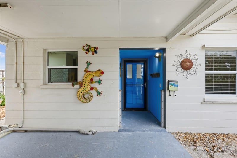 462 63rd St, Holmes Beach, FL 34217