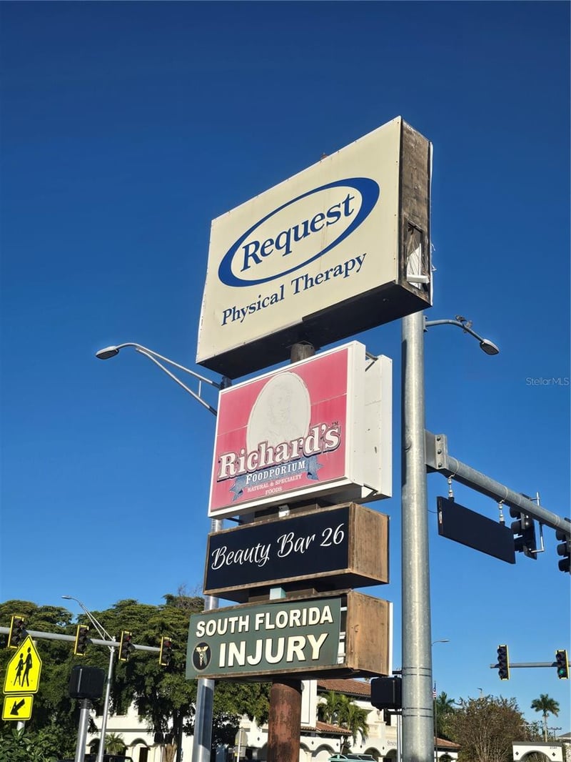 2601 Manatee Ave, Bradenton, FL 34205