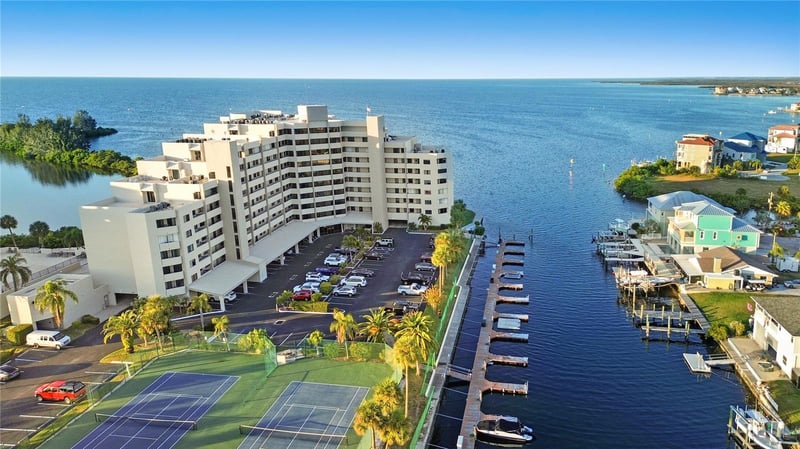 6035 Sea Ranch Dr #415, Hudson, FL 34667