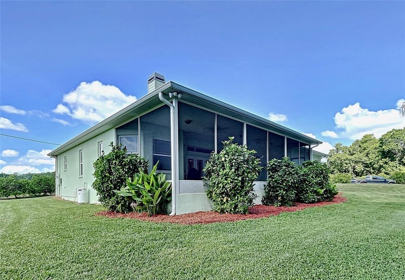 2610 Cabot Rd, Land O Lakes, FL 34639