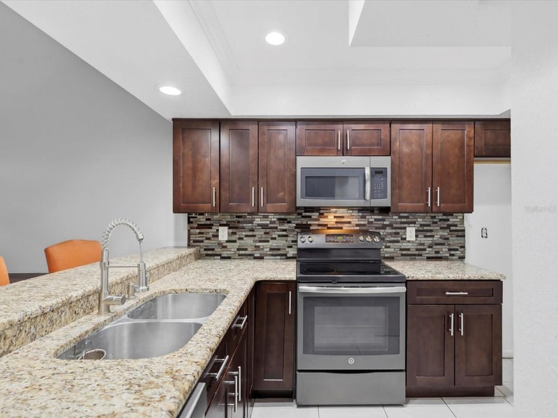 1829 Clearbrooke Dr, Clearwater, FL 33760