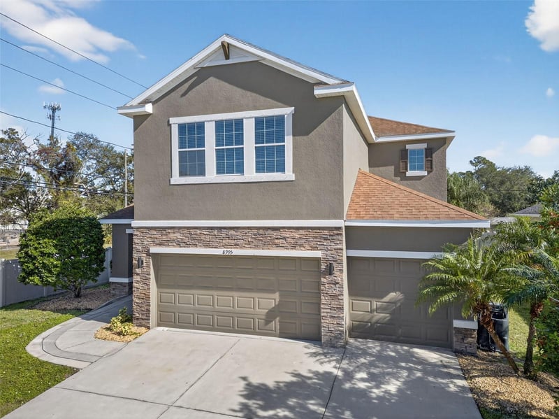 8995 70th Way, Pinellas Park, FL 33782