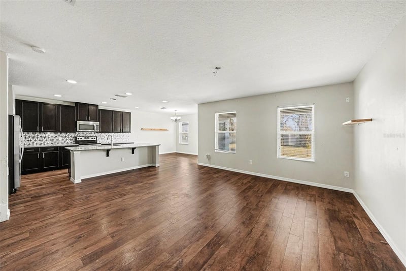10233 Newminster Loop, Ruskin, FL 33573
