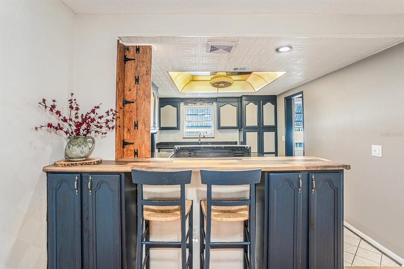 1900 59th Ave #210, St Petersburg, FL 33714