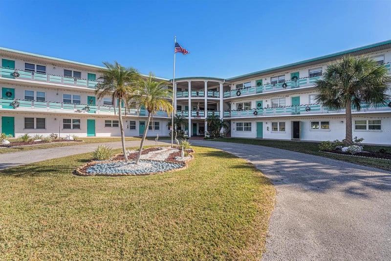 1900 59th Ave #210, St Petersburg, FL 33714