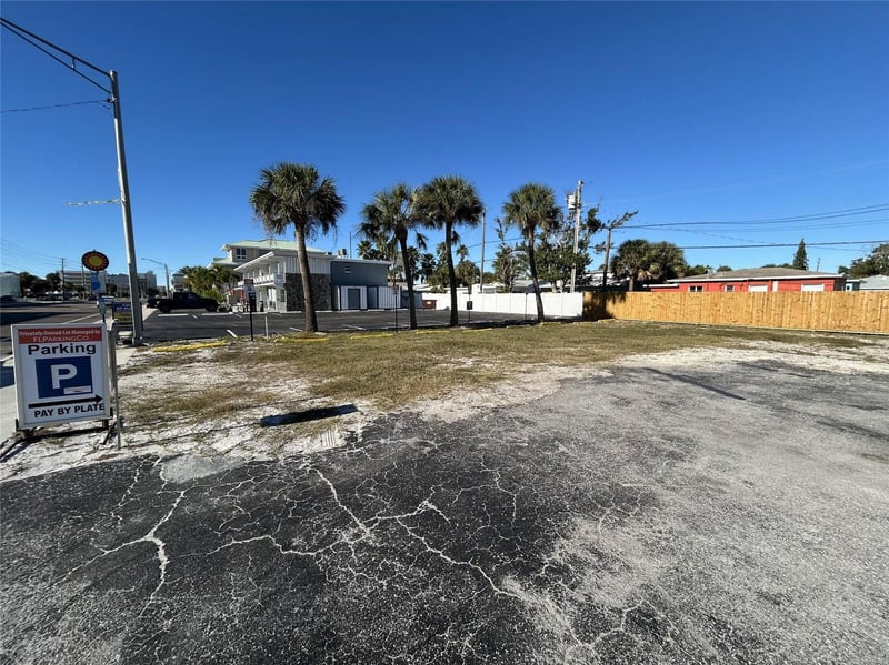 14225 Gulf Blvd, Madeira Beach, FL 33708