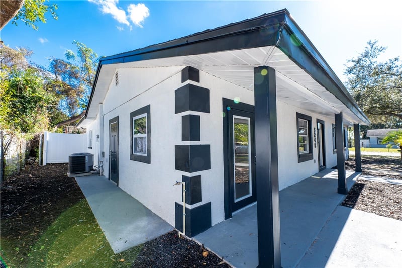 5248 King St, Zephyrhills, FL 33542
