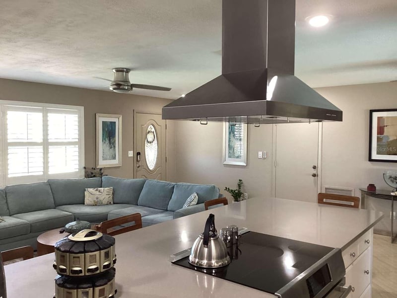 101 Madonna Blvd, Tierra Verde, FL 33715