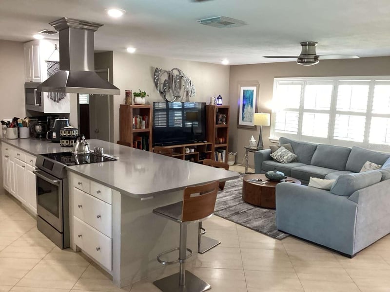 101 Madonna Blvd, Tierra Verde, FL 33715