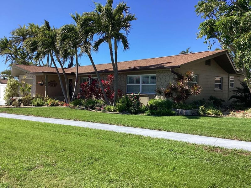101 Madonna Blvd, Tierra Verde, FL 33715