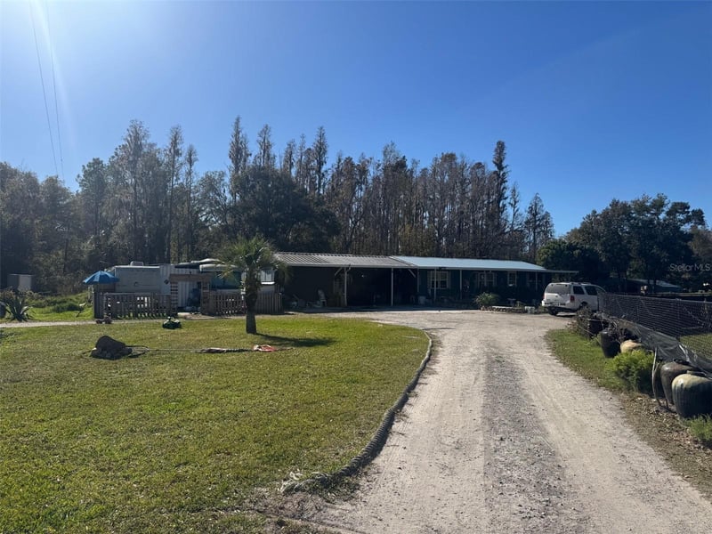 1215 Killdeer Dr, Zephyrhills, FL 33540