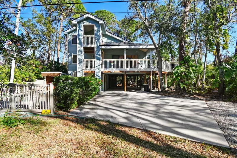 13837 76th Ave, Seminole, FL 33776