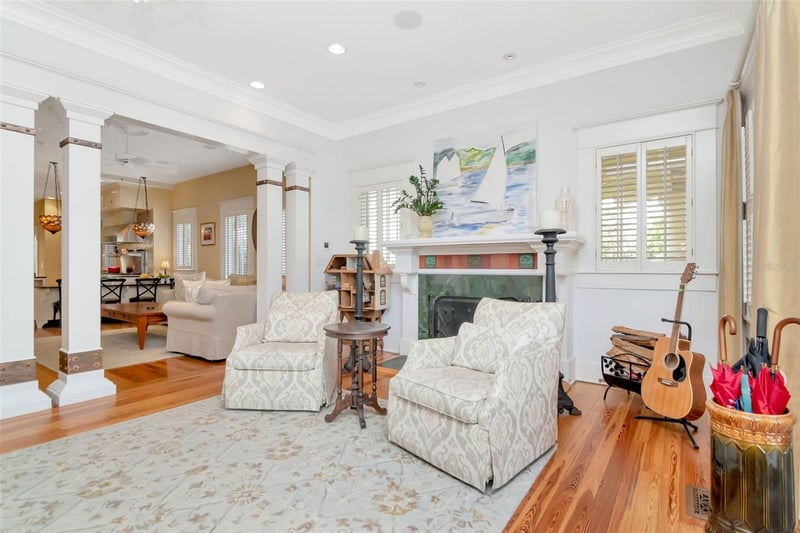 713 Delaware Ave, Tampa, FL 33606