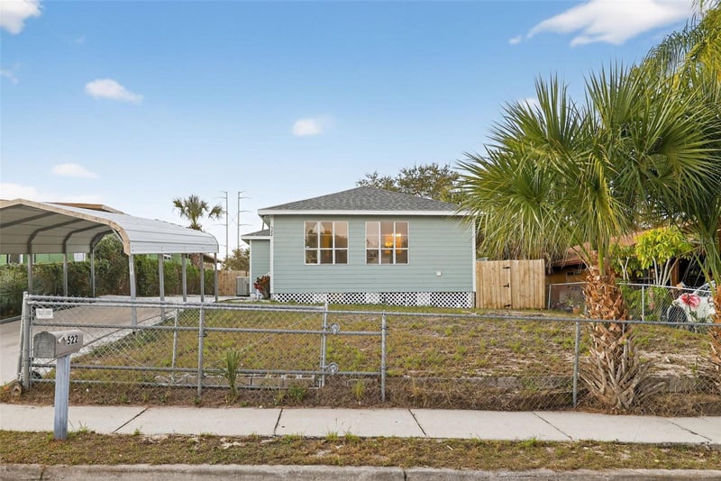 522 Morgan St, Tarpon Springs, FL 34689