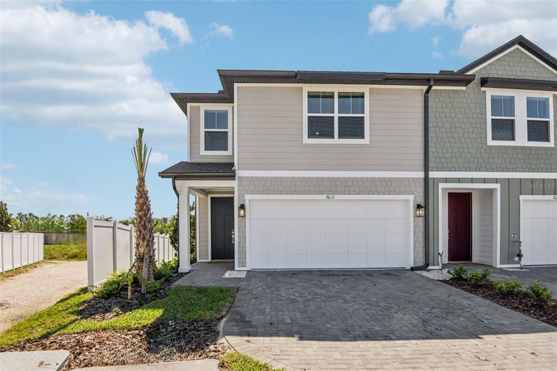 7612 Deer Valley Cir #70, Tampa, FL 33635