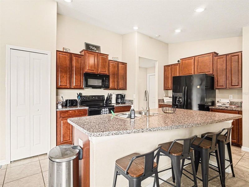 17207 Beach Buttercup Pl, Wimauma, FL 33598