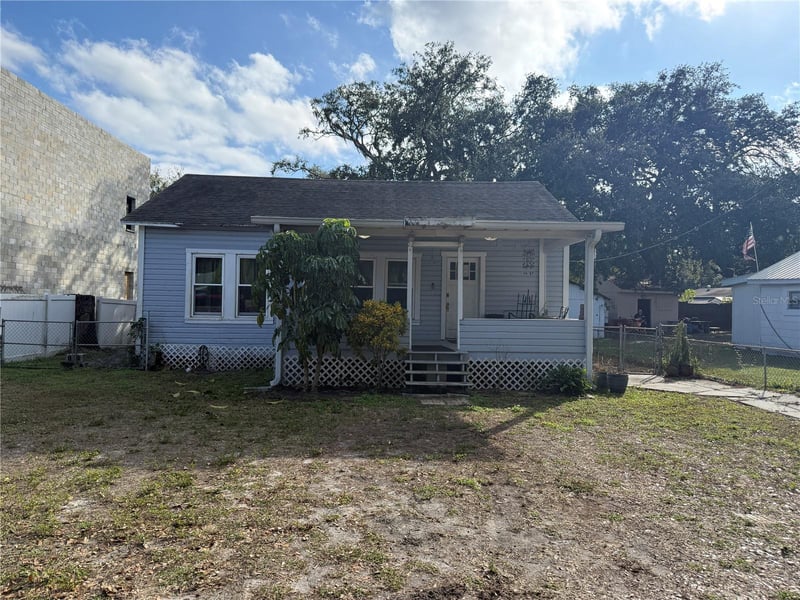 2703 Moody Ave, Plant City, FL 33563