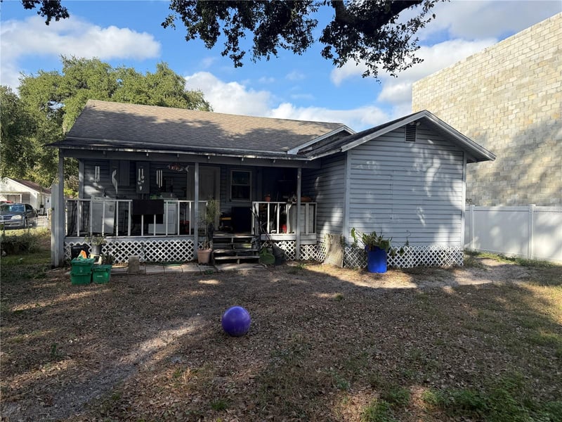 2703 Moody Ave, Plant City, FL 33563