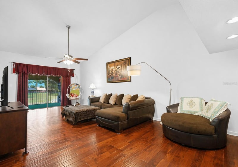 3203 Landmark Dr #2204, Clearwater, FL 33761