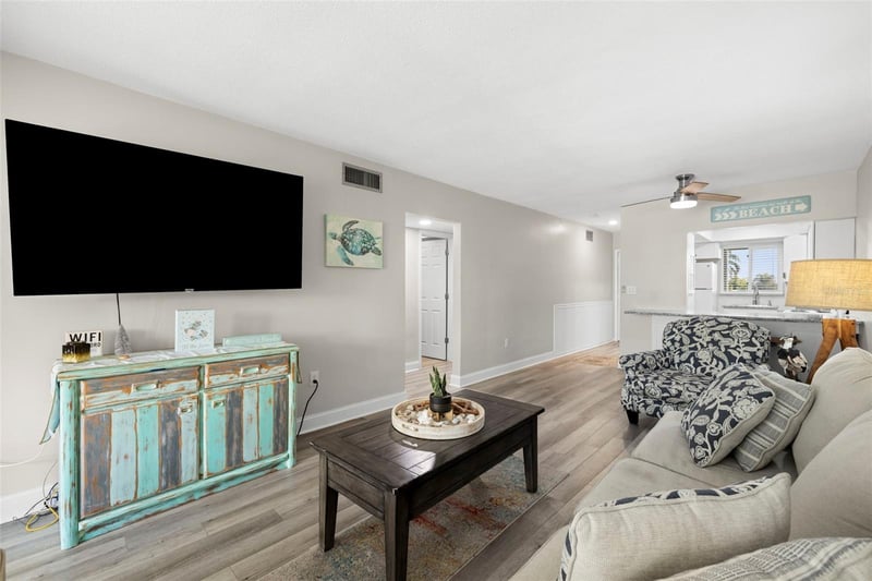 6767 Sunset Way #206, St Pete Beach, FL 33706