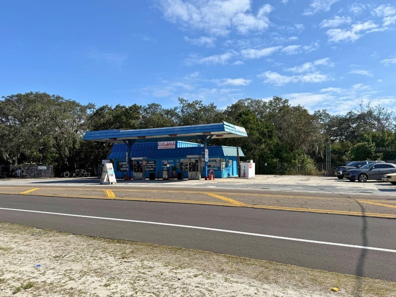 1941 Pinellas Ave, Tarpon Springs, FL 34689