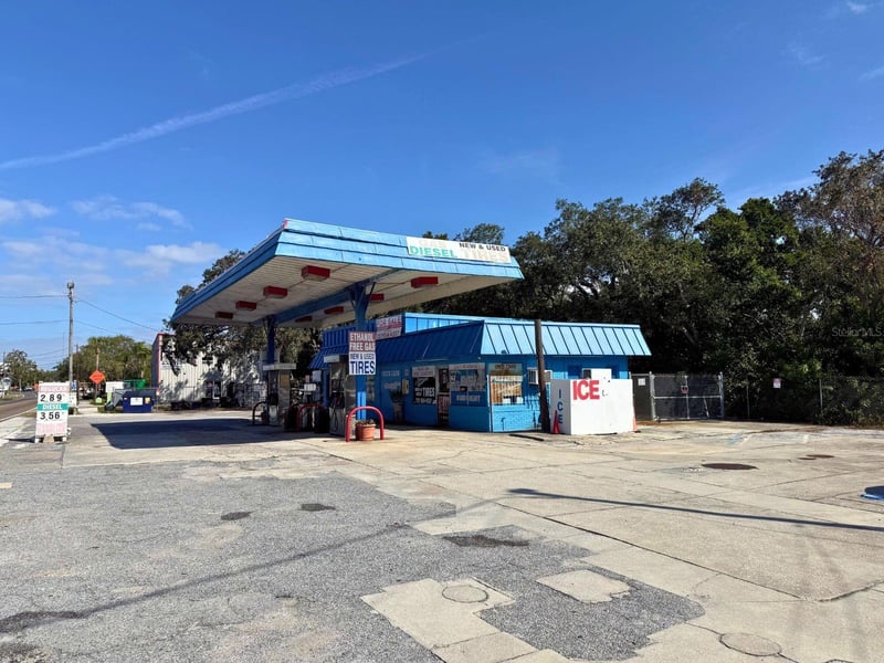 1941 Pinellas Ave, Tarpon Springs, FL 34689