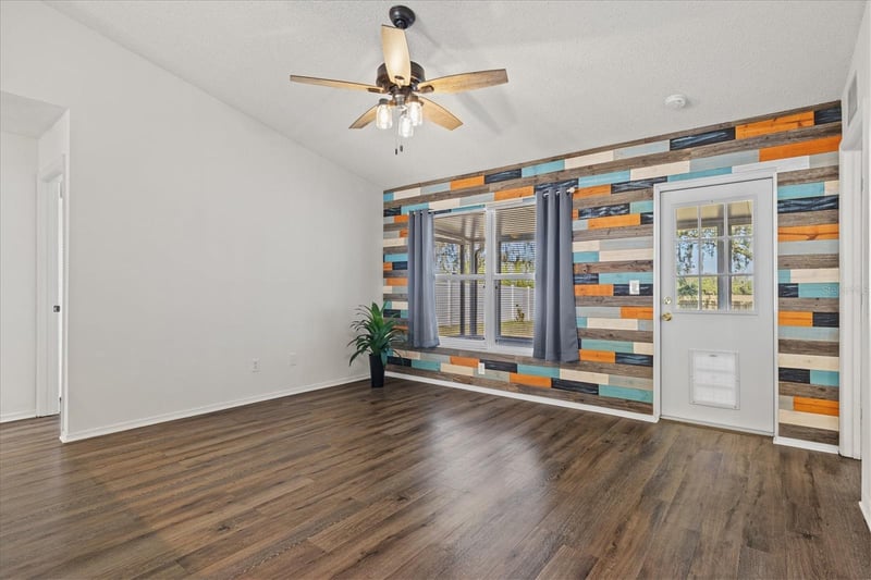 11203 2nd Ave, Bradenton, FL 34212