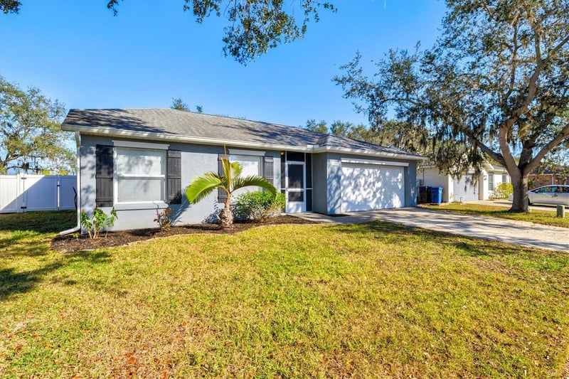 11203 2nd Ave, Bradenton, FL 34212