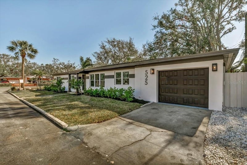 525 Lamara Way, St Petersburg, FL 33704