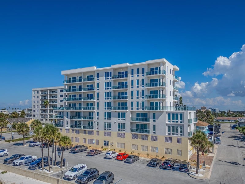 15 Avalon St #403, Clearwater Beach, FL 33767