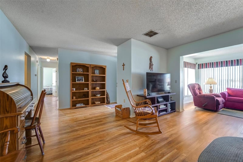 8360 High Point Cir #3, Port Richey, FL 34668