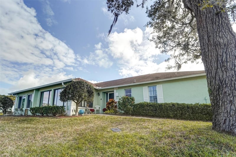 8360 High Point Cir #3, Port Richey, FL 34668