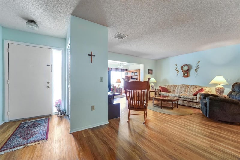 8360 High Point Cir #3, Port Richey, FL 34668