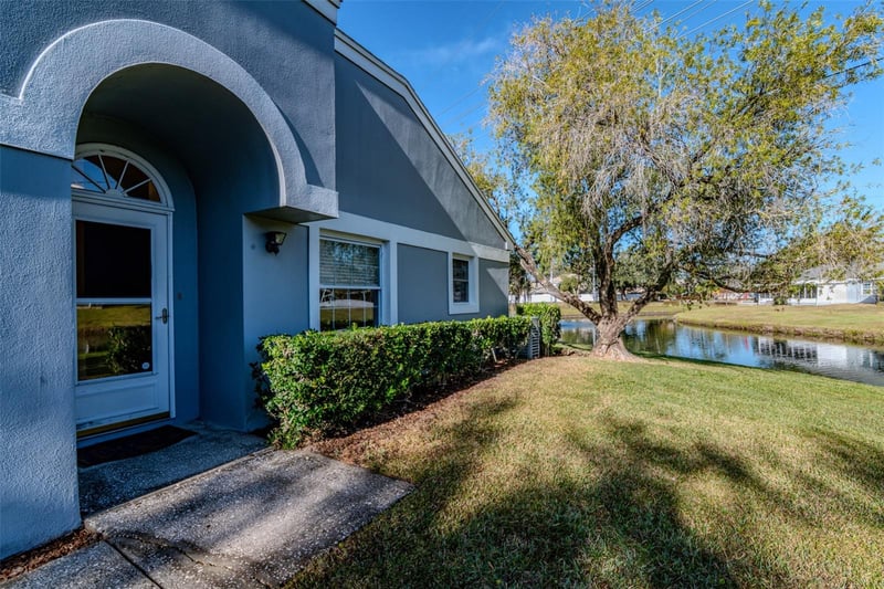 17 Penzance Ct, Safety Harbor, FL 34695