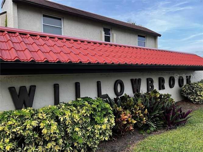 1100 Bay Dr #35, Largo, FL 33770
