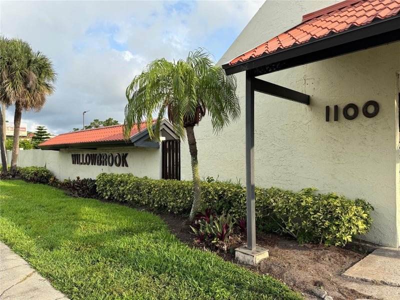 1100 Bay Dr #35, Largo, FL 33770