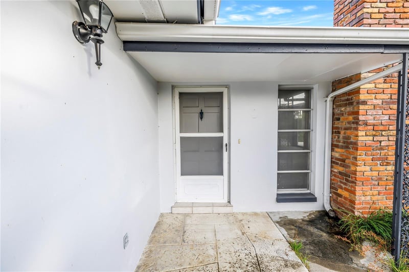 380 Belle Point Dr, St Pete Beach, FL 33706