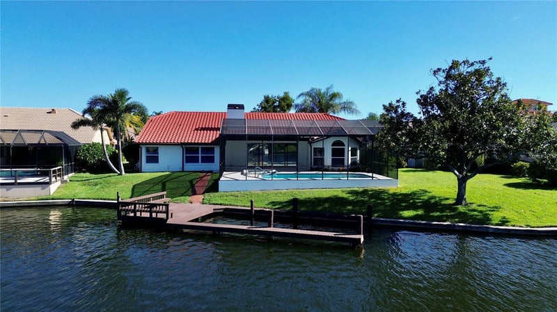 4804 Longwater Way, Tampa, FL 33615