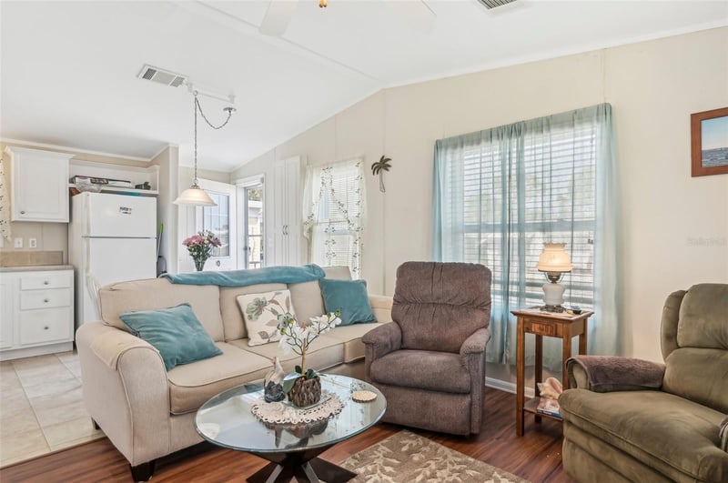 6904 Cortez Rd #10, Bradenton, FL 34210