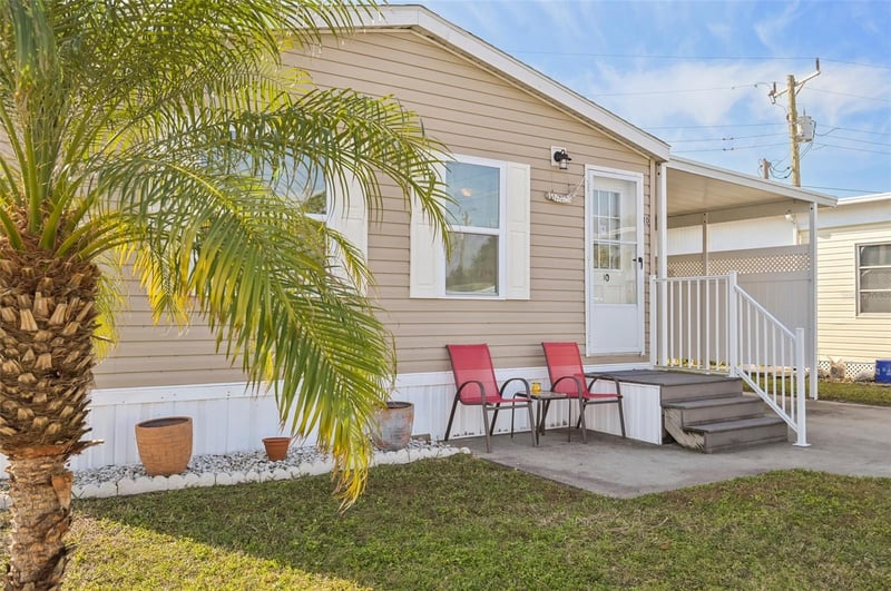 6904 Cortez Rd #10, Bradenton, FL 34210