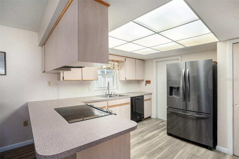 3811 Ravenna Dr, Valrico, FL 33594